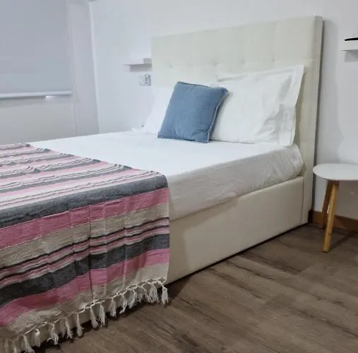 호스텔 A.l. Katekero *